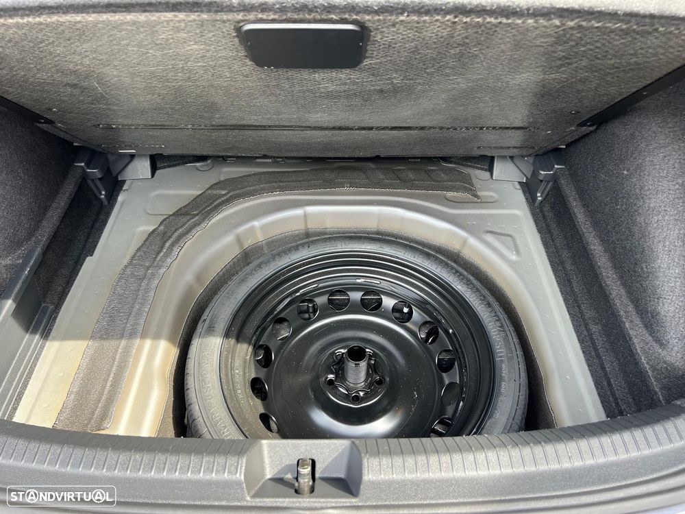 VW Taigo 1.0 TSI Urban - 10