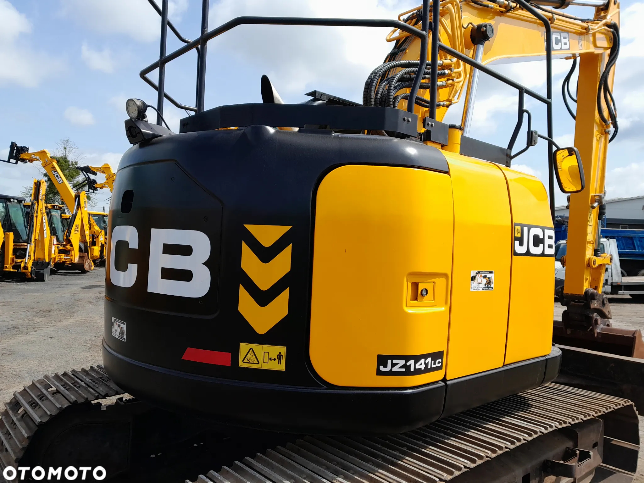 JCB JZ 141 LC - 11