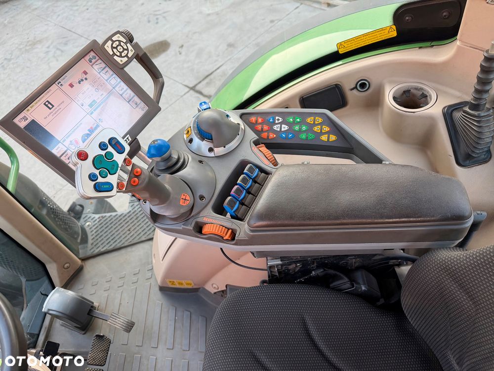 Fendt 724 SCR Profi plus - 11