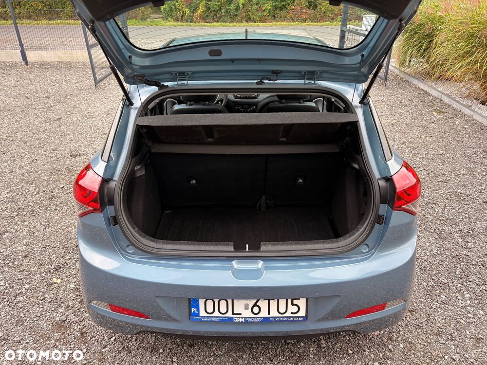 Hyundai i20 1.2 Comfort - 16