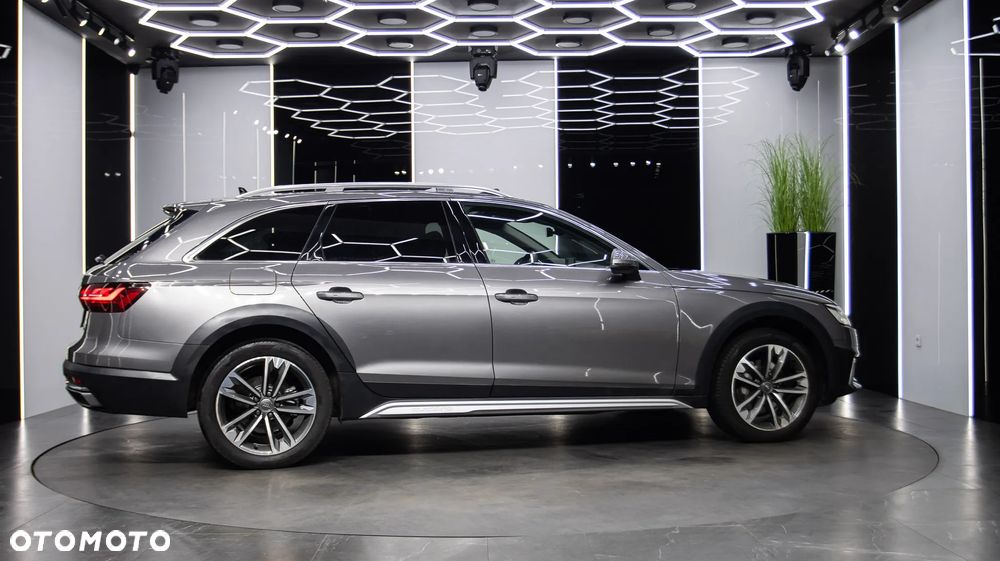 Audi A4 Allroad - 10
