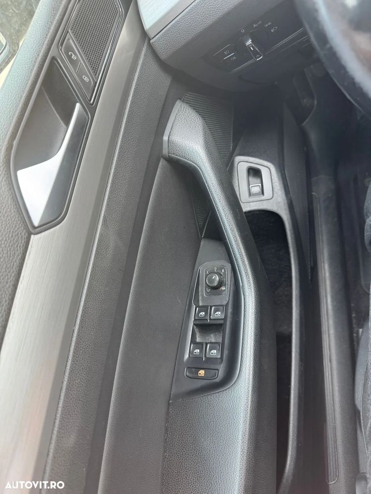 Volkswagen Passat 2.0 TDI (BlueMotion Technology) Comfortline - 8