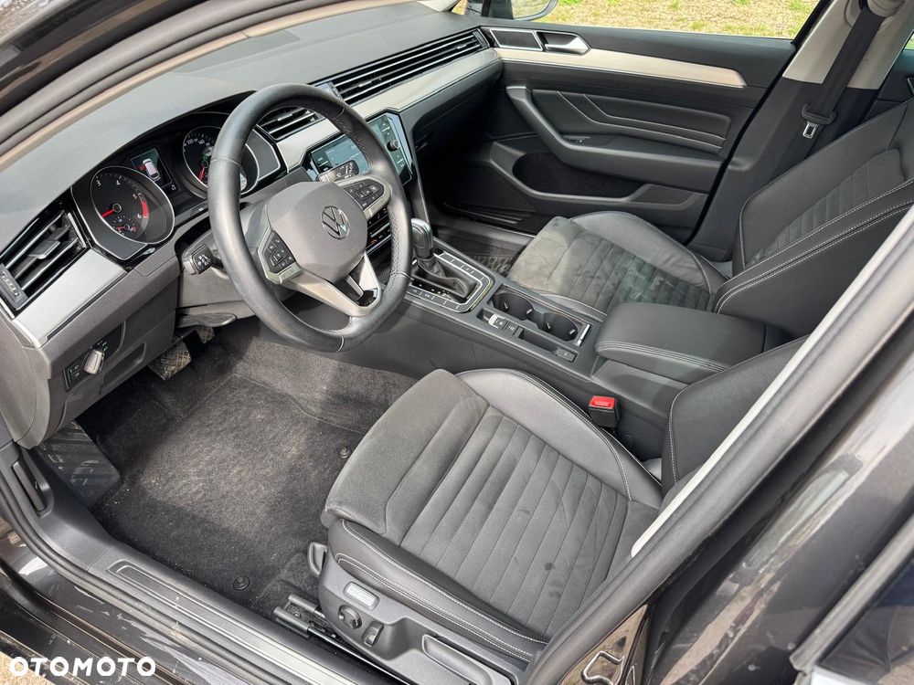 Volkswagen Passat 2.0 TDI EVO Elegance DSG - 6