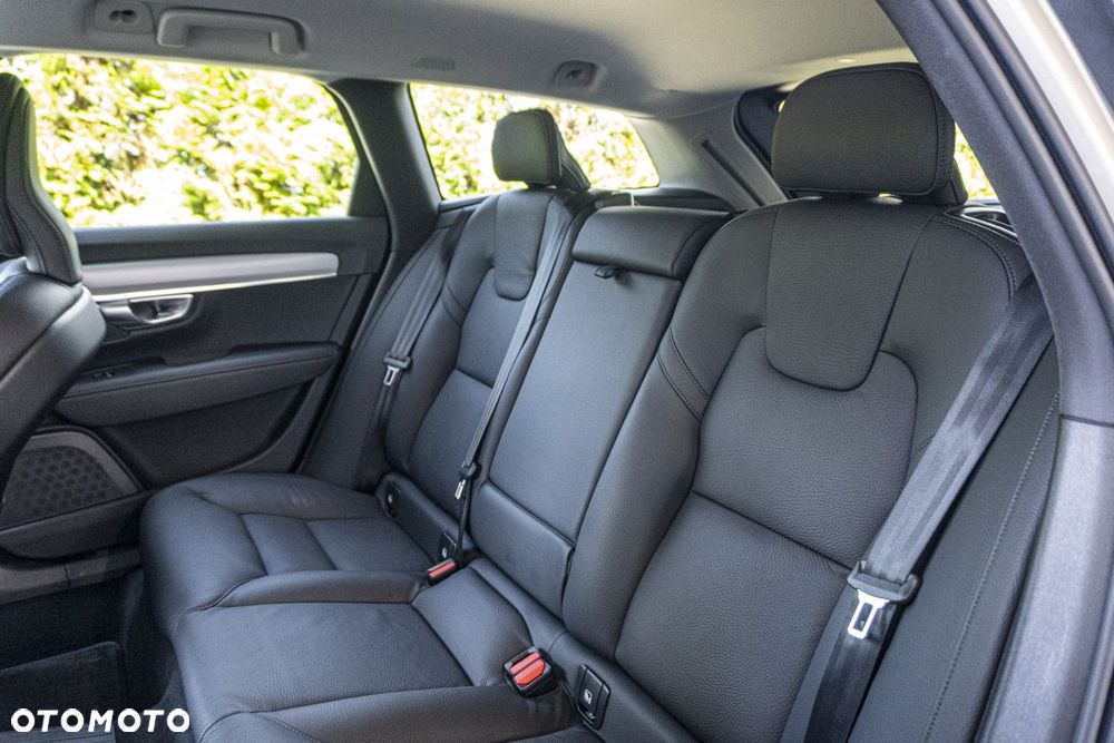 Volvo V90 - 10