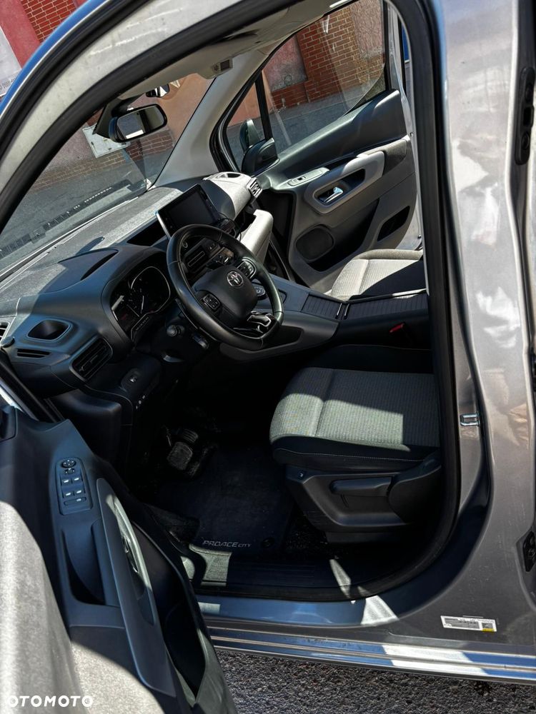 Toyota Proace City Verso 1.2 D-4T Family - 33