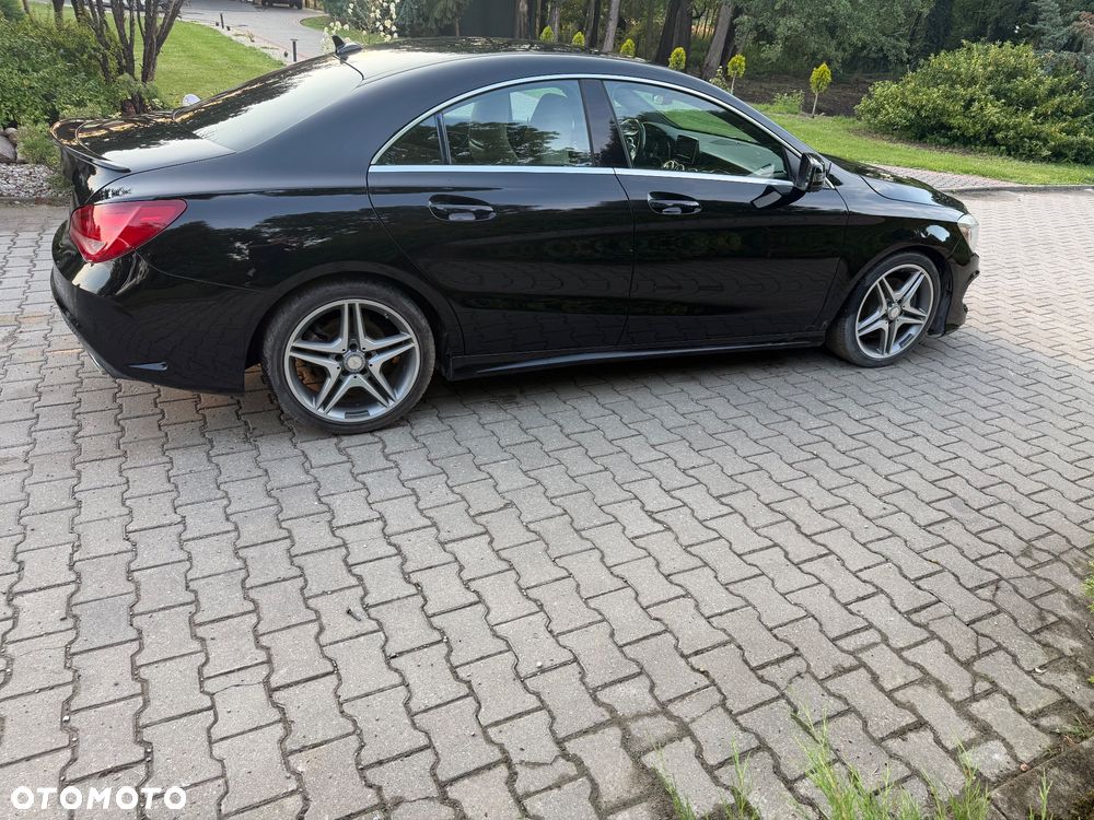 Mercedes-Benz CLA 250 7G-DCT AMG Line - 11