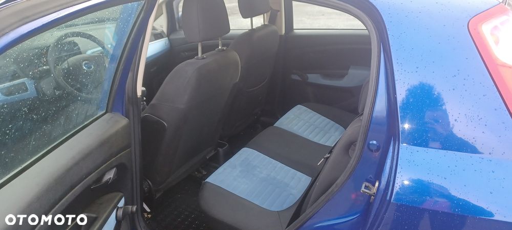 Fiat Grande Punto 1.4 8V - 9