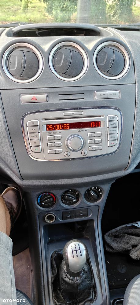 Ford Transit Connect - 6