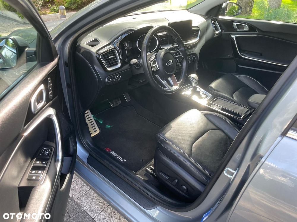 Kia Ceed 1.4 T-GDI L Business Line Plus DCT - 10