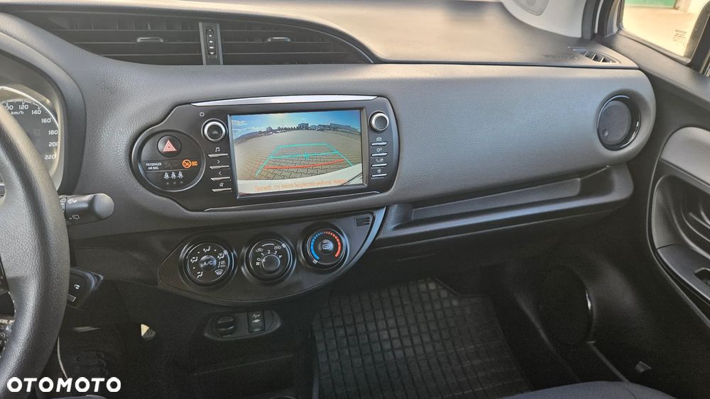 Toyota Yaris 1.5 Active - 5