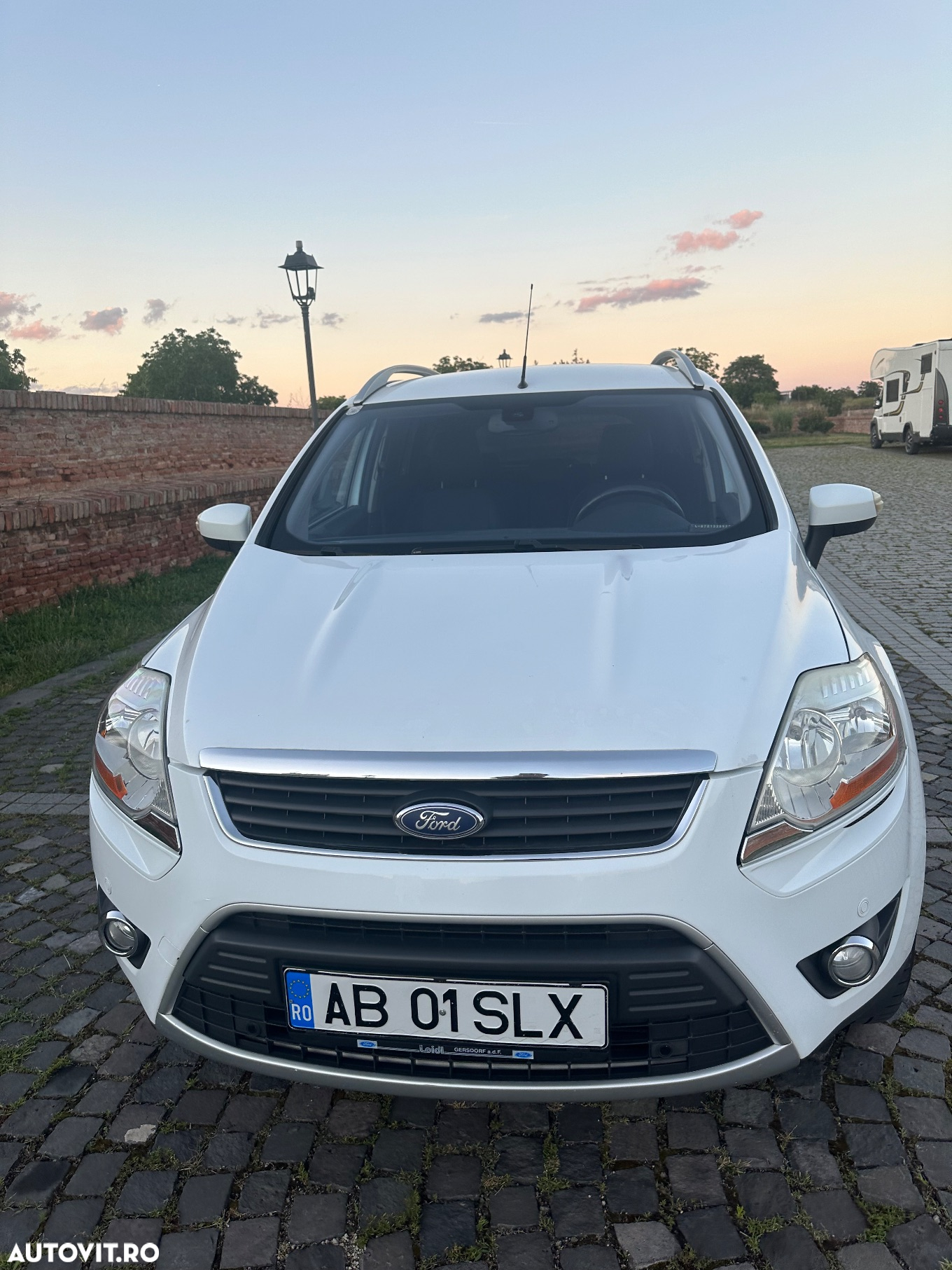 Ford Kuga 2.0 TDCi 4x4 Titanium - 2