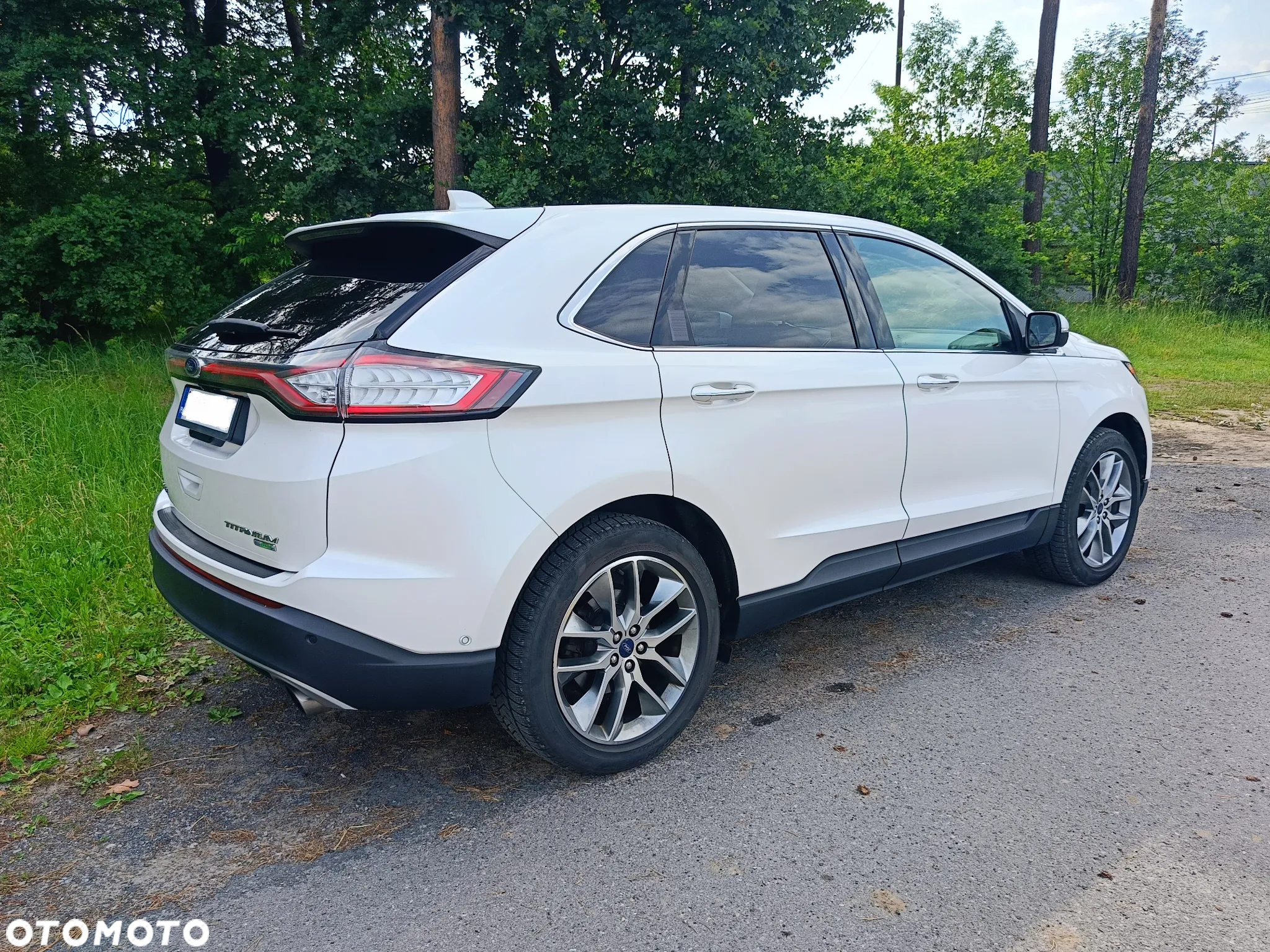 Ford Edge - 8