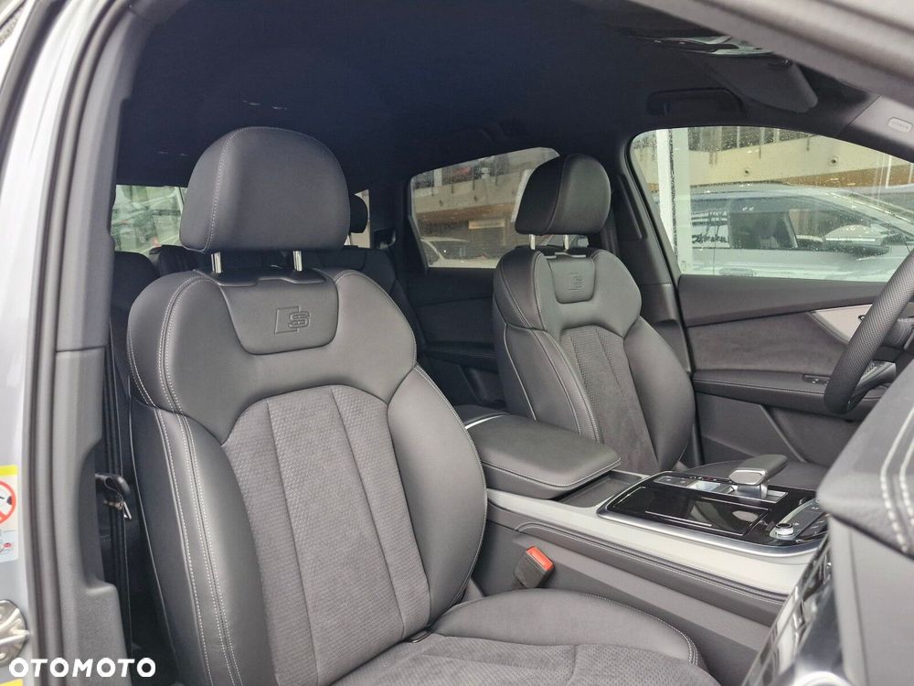 Audi Q7 - 12