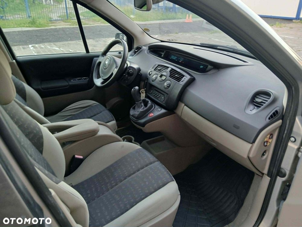 Renault Scenic - 7