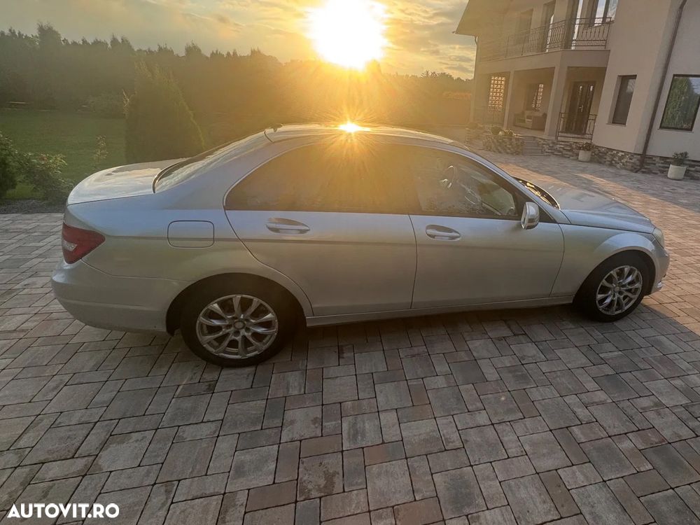 Mercedes-Benz C - 5