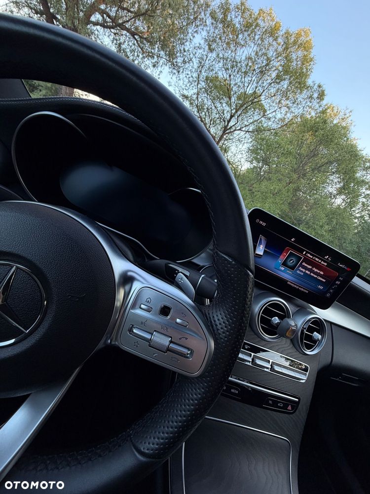 Mercedes-Benz Klasa C 400 4-Matic 9G-TRONIC - 7