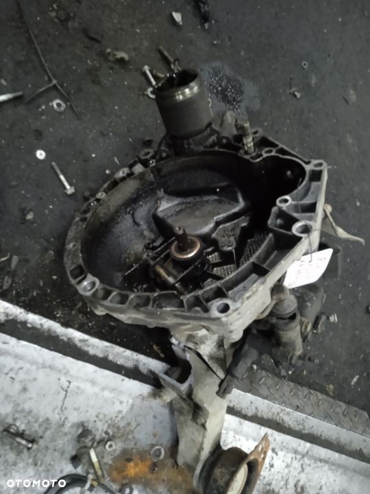SKRZYNIA BIEGÓW PUNTO II 1.2 16V 188A5000 NA CZĘŚCI - 1