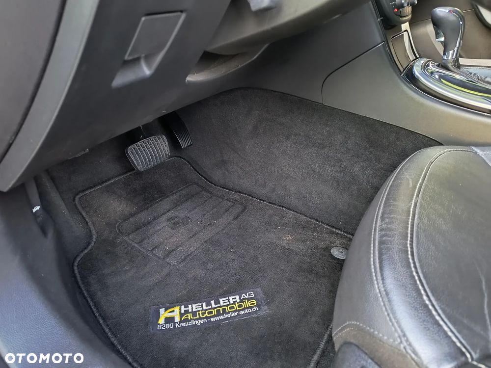 Opel Insignia 2.0 CDTI Automatik 4x4 Sport - 26