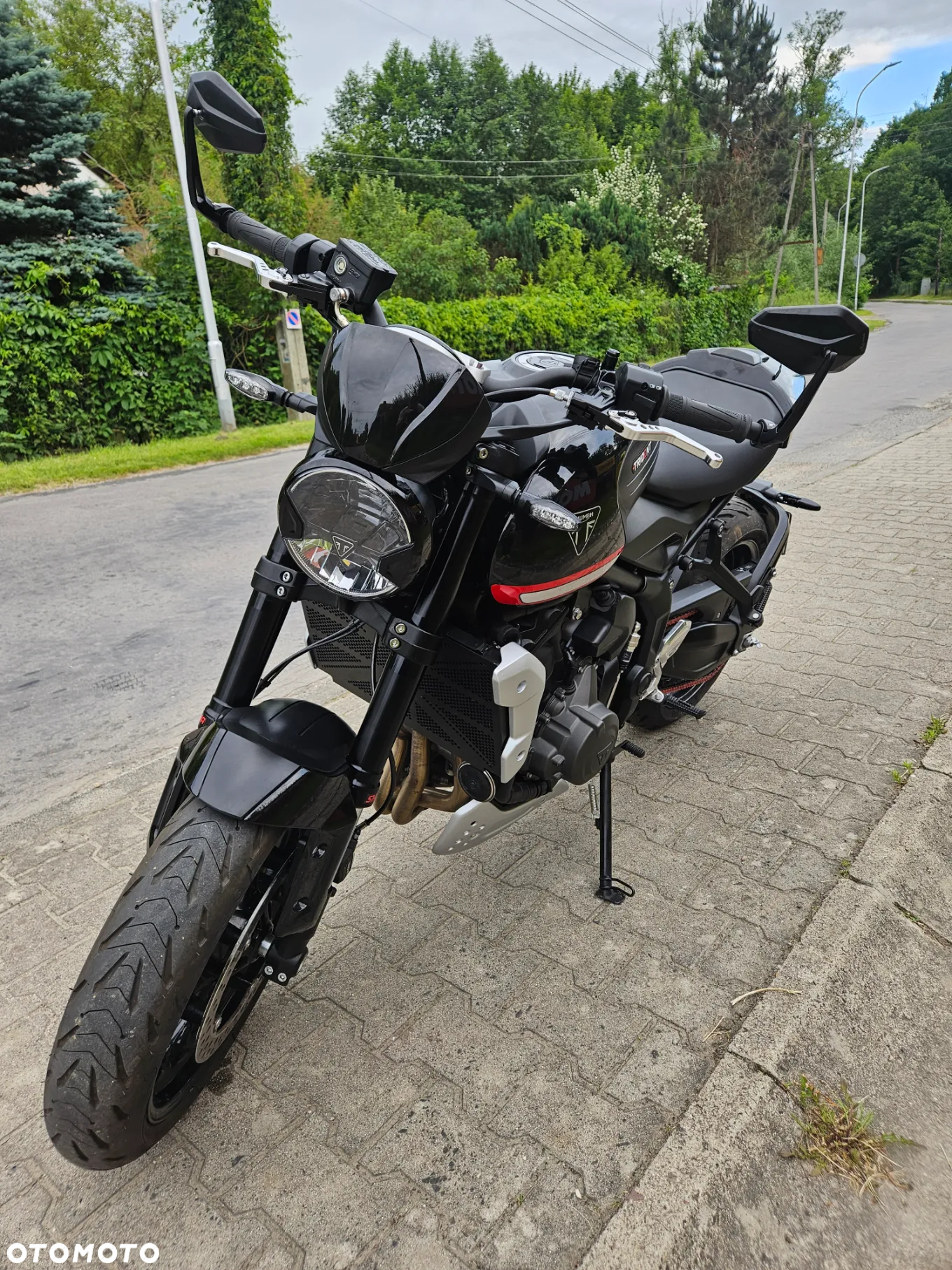 Triumph Trident - 16