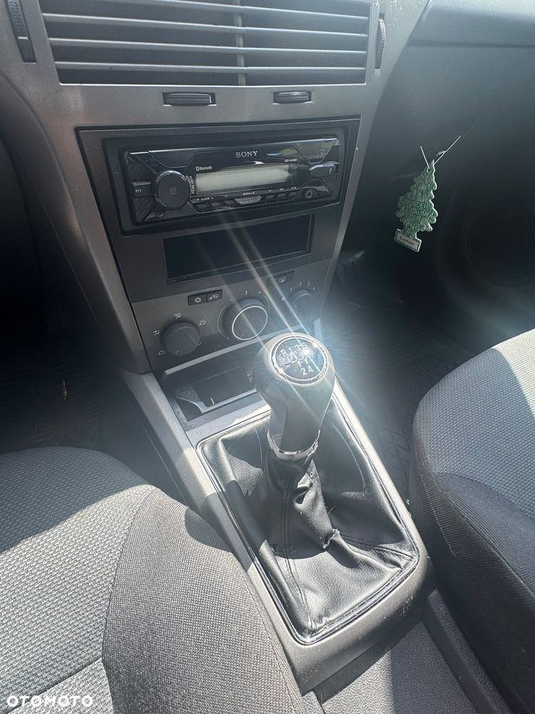 Opel Astra 1.4 Enjoy - 11
