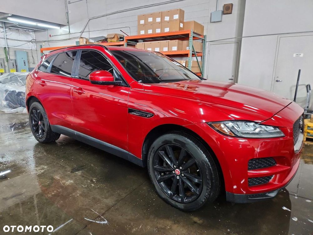 Jaguar F-Pace - 2
