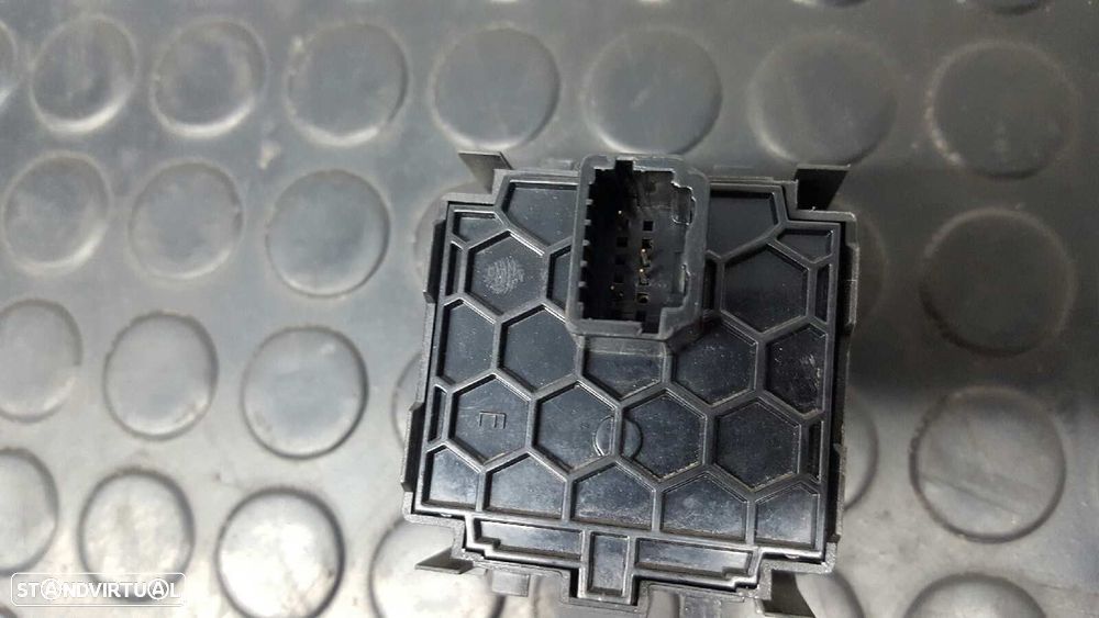 CONTROLE DE AJUSTE DE LUZES RENAULT TWINGO III DYNAMIQUE - 4