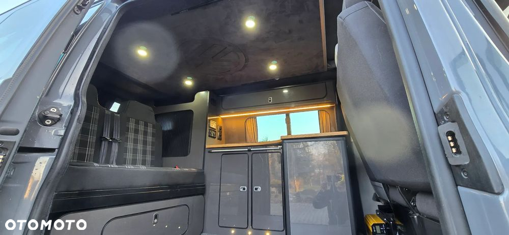 Volkswagen Transporter - 25