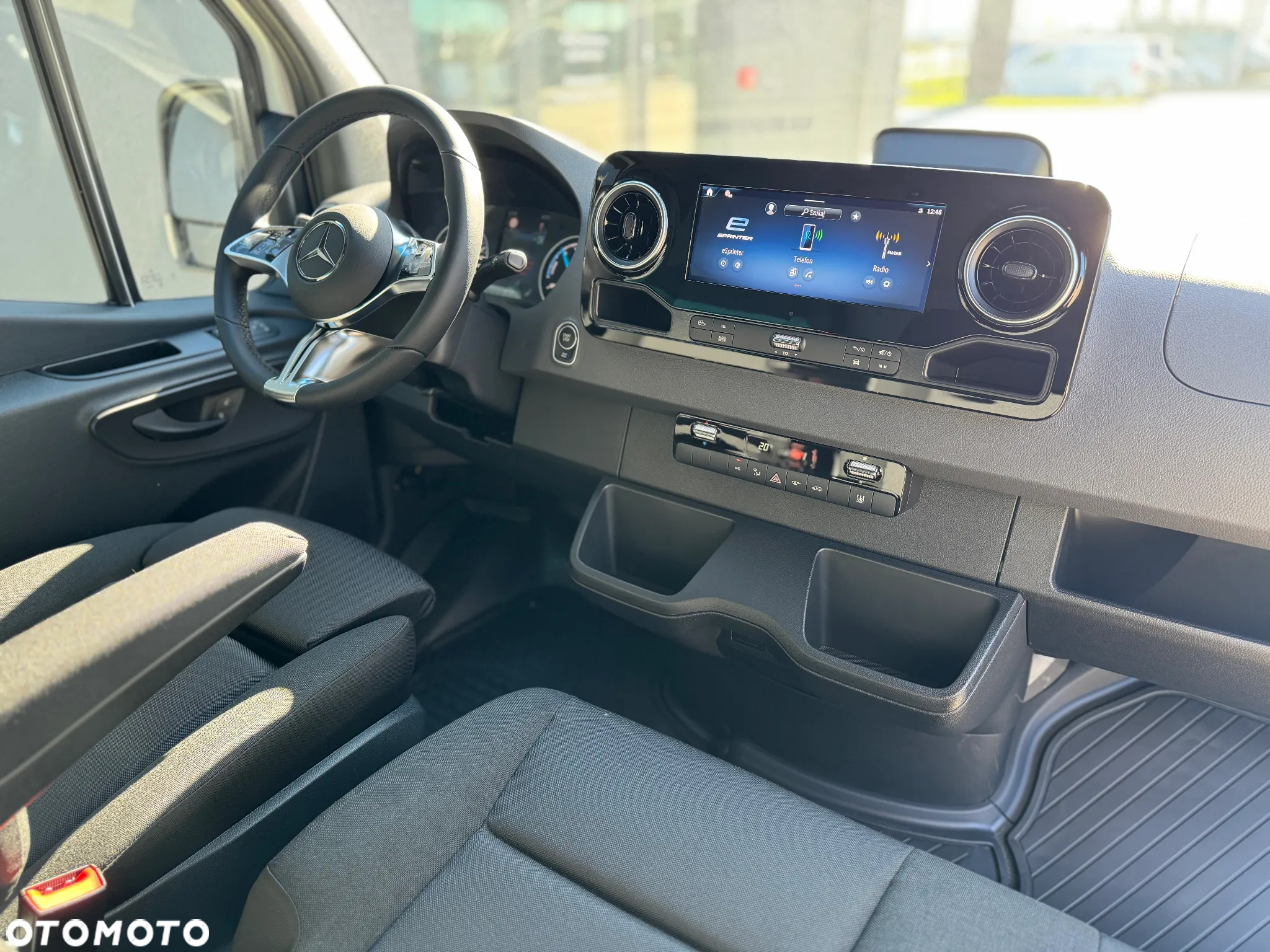 Mercedes-Benz eSprinter - 21