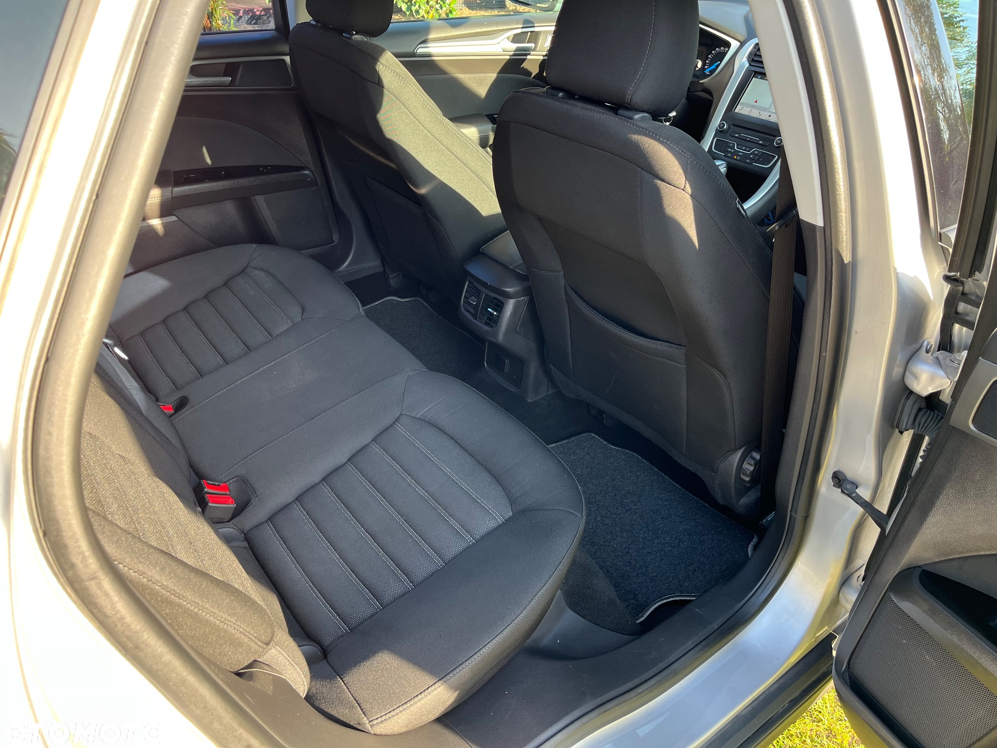 Ford Mondeo - 19