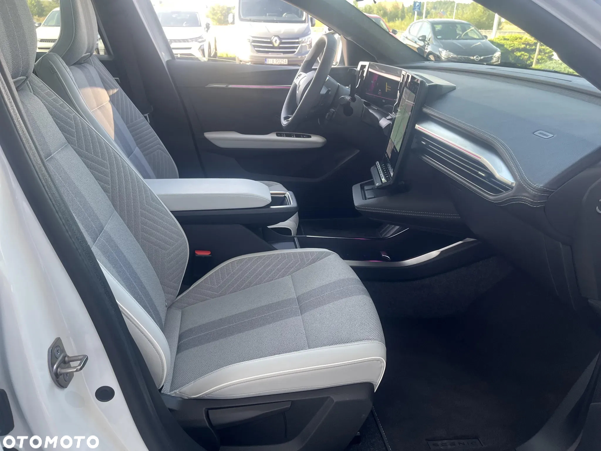 Renault Scenic EV87 Iconic - 22