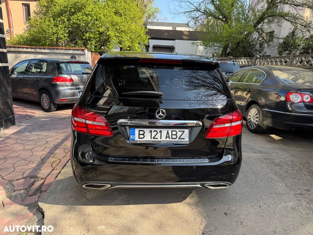 Mercedes-Benz B 220 4Matic Aut. - 4
