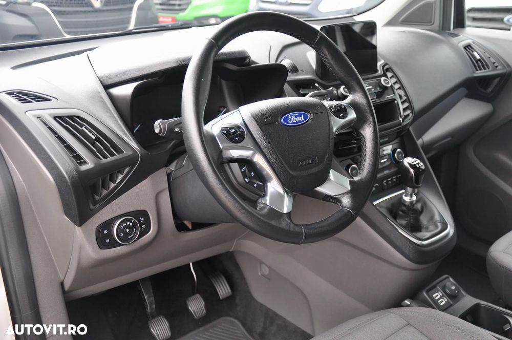 Ford Tourneo Connect L2H1 5 Locuri - 14