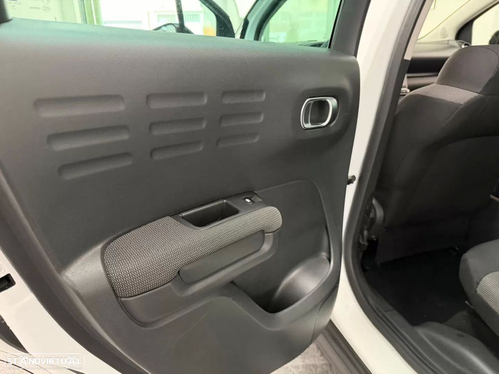 Citroën C3 Aircross 1.2 PureTech Shine - 15