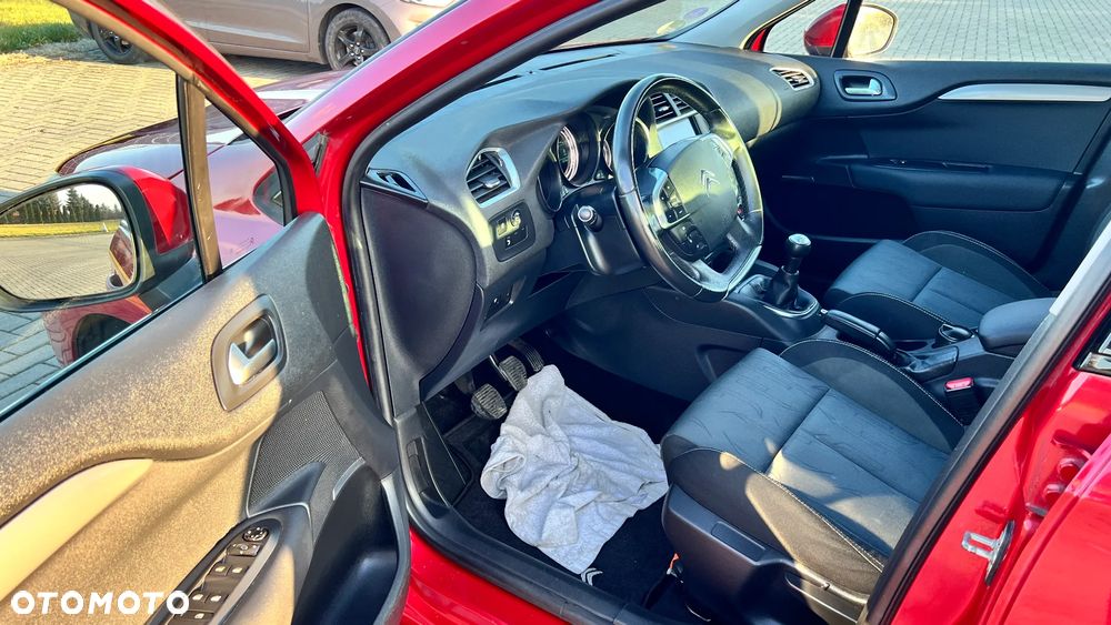 Citroën C4 VTi 120 Attraction - 25