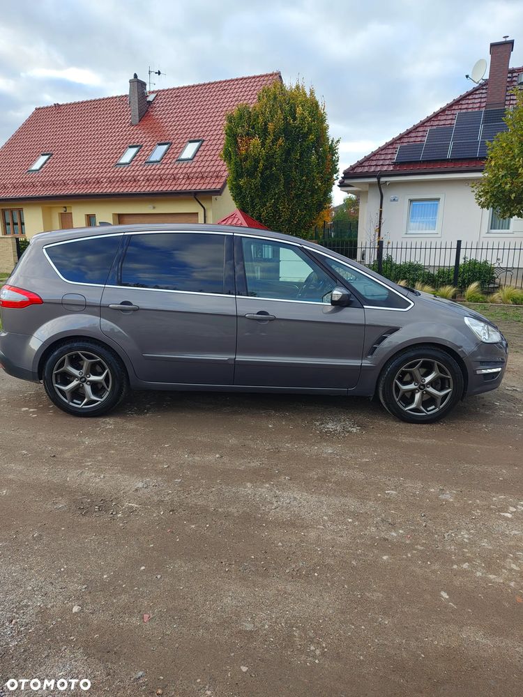 Ford S-Max - 9