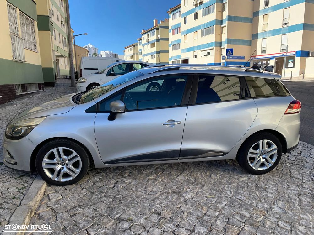 Renault Clio - 8