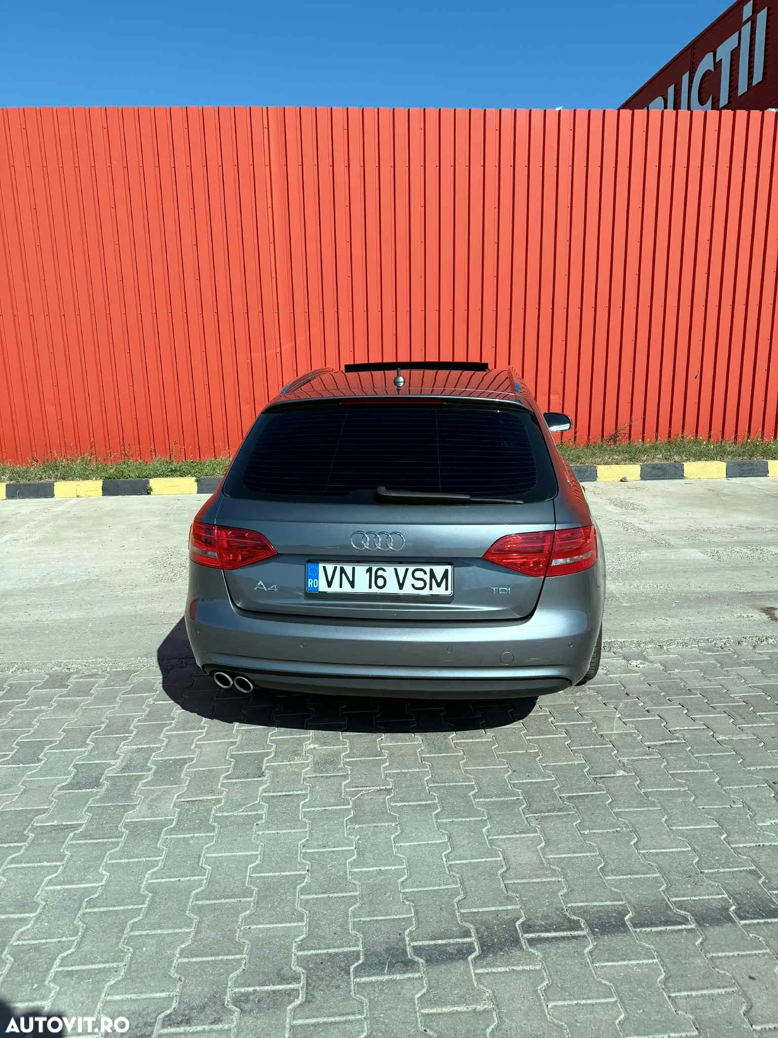 Audi A4 2.0 TDI Avant - 13