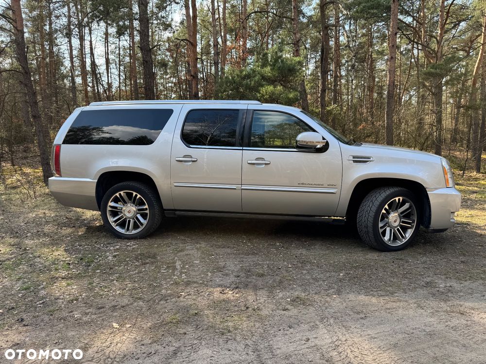 Cadillac Escalade - 6