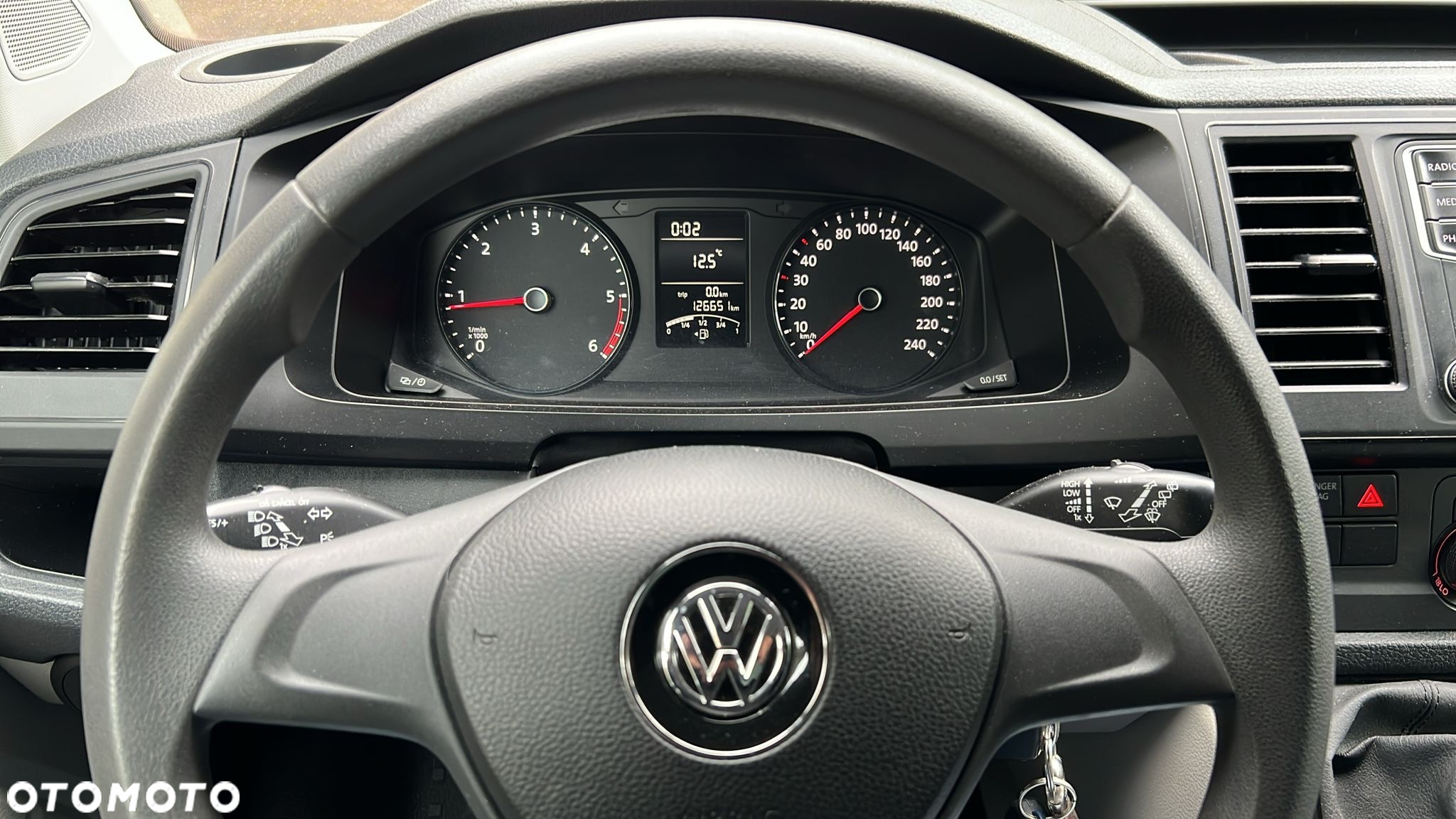 Volkswagen Transporter - 8