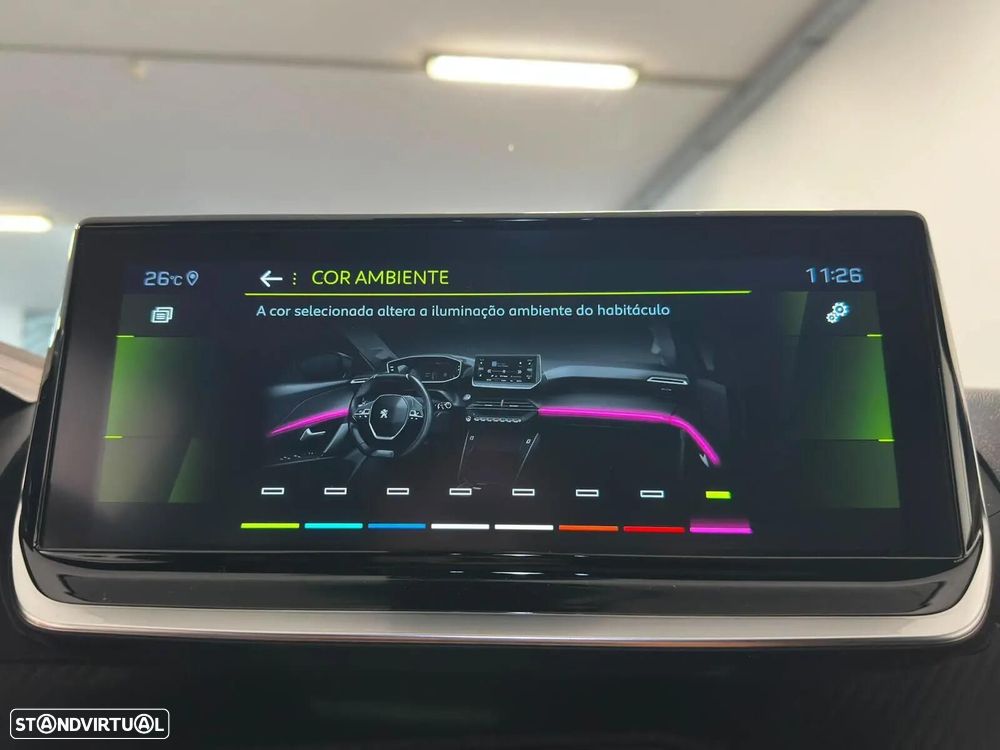 Peugeot 2008 1.2 PureTech GT Line - 38