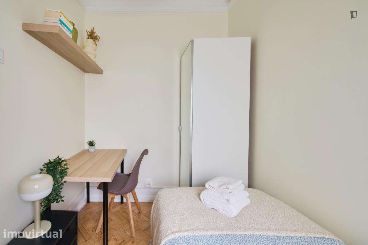 Quarto - localizado em Entrecampos Lisbon - Grande imagem: 5/36
