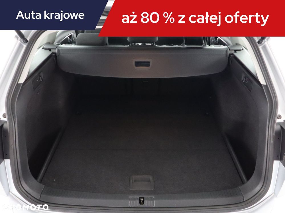 Volkswagen Golf Variant - 16