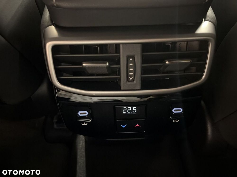 Lexus RX - 21
