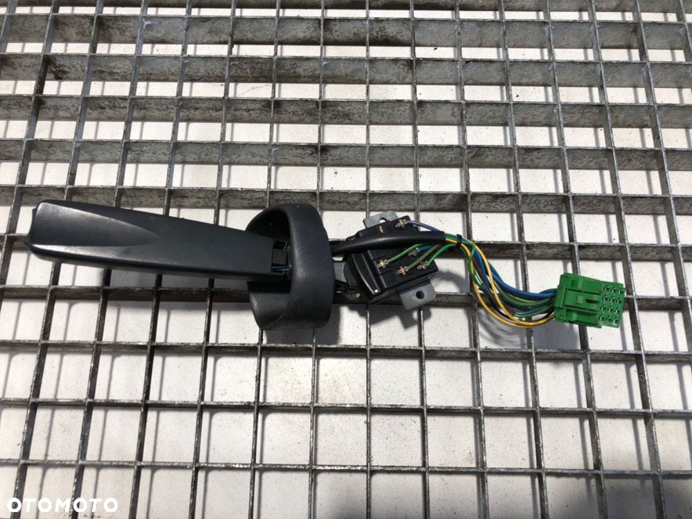 PRZEŁĄCZNIK WYCIERACZEK  VOLVO FH 2005 - 2022 460 21005294 - 3