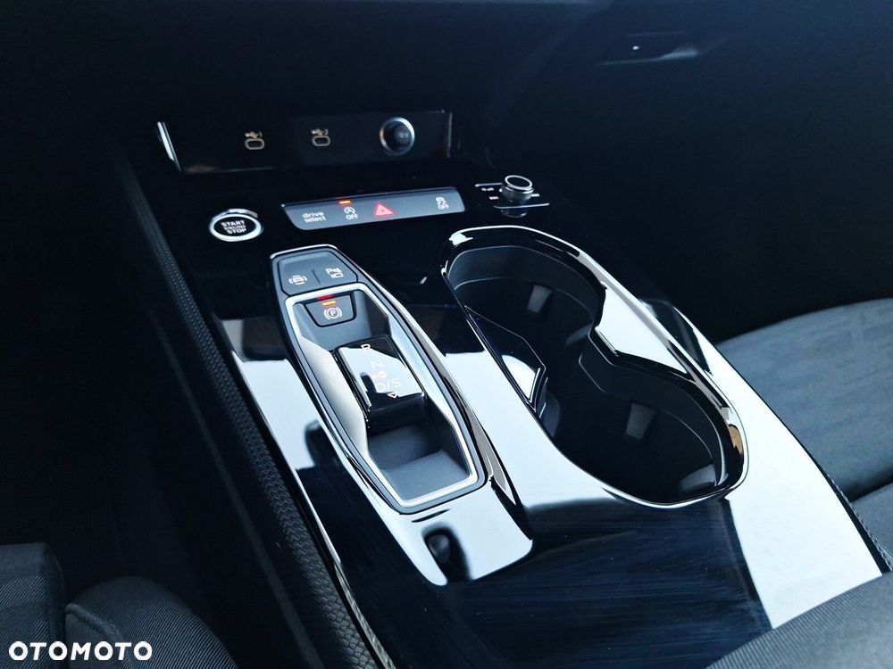 Audi A5 Avant TFSI S tronic - 16