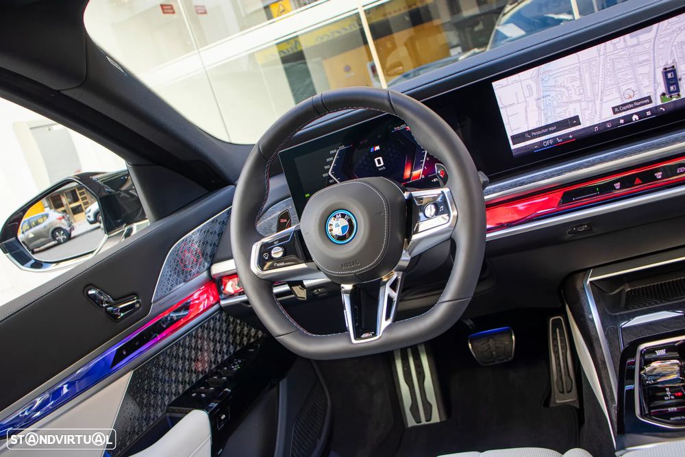 BMW 760 M760e xDrive - 11