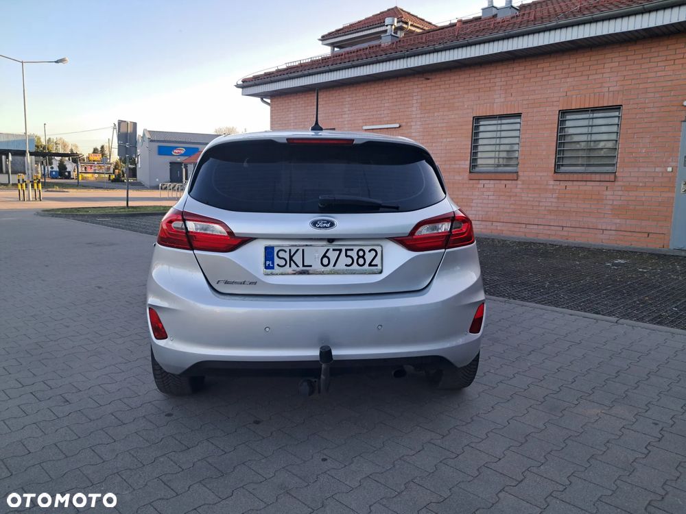 Ford Fiesta 1.5 TDCi S&S TITANIUM - 9