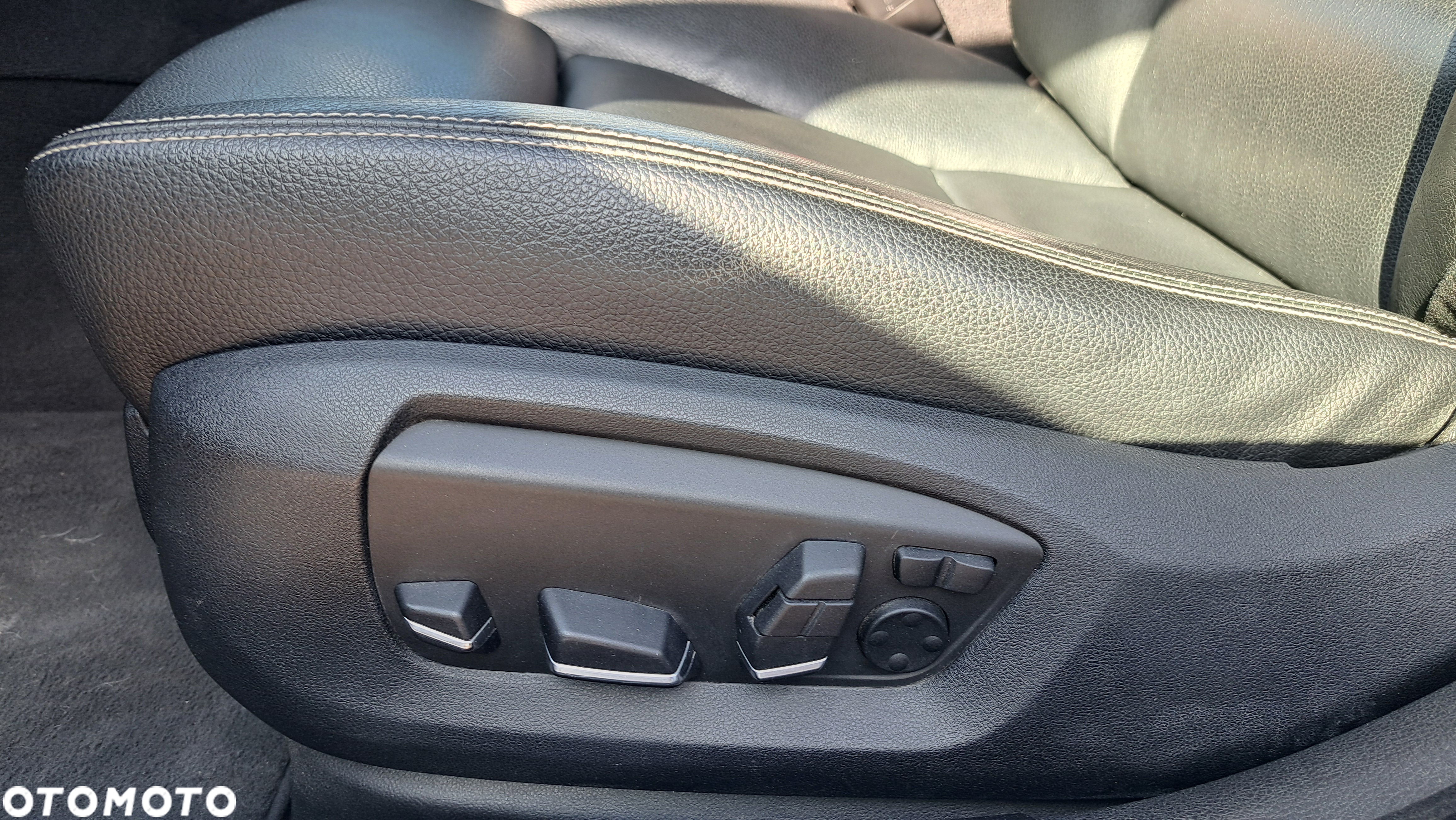 BMW Seria 5 M550d xDrive - 14