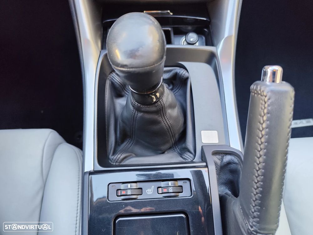 Lexus IS 200 d P.Executive 2G - 23