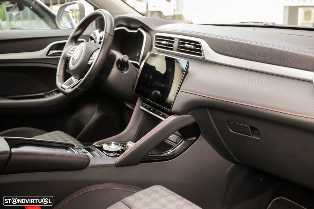 MG ZS Standard Comfort - 6